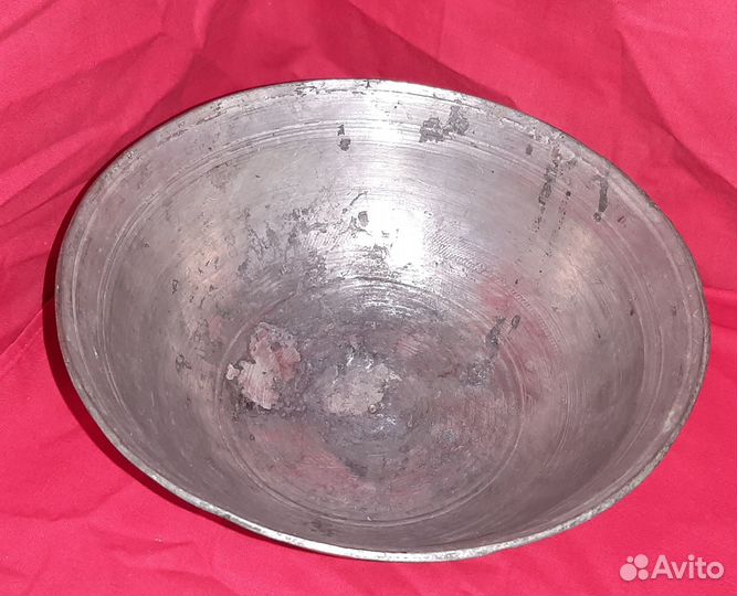 Старинная медная чаша Фруктовница