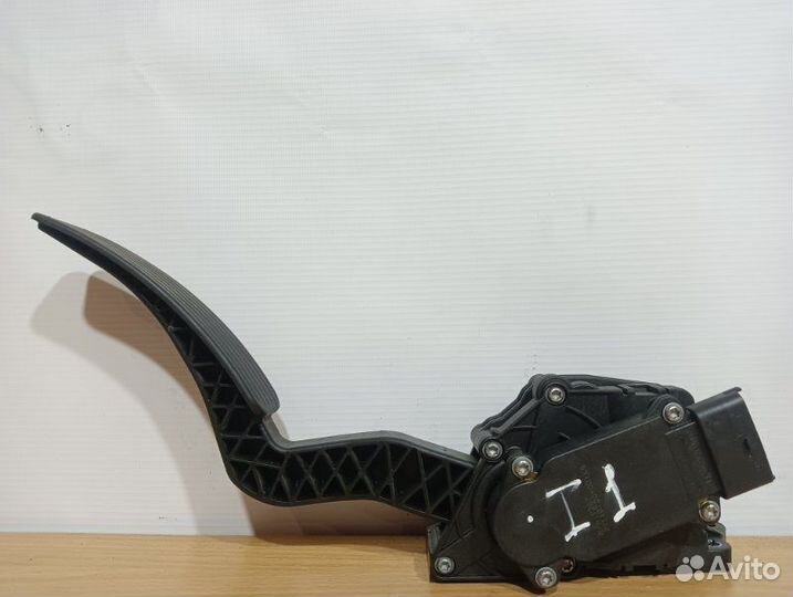 Педаль газа Ssangyong Rodius D27DT 2012