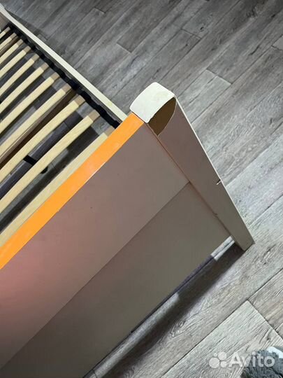 Кровать односпальная 90х200