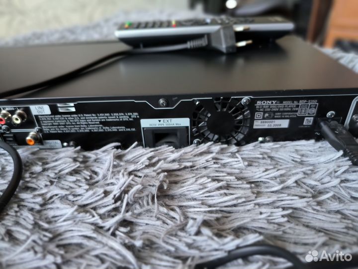 Blu-ray/HD-DVD плеер Sony BDP-S350