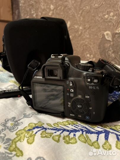 Зеркальный фотоаппарат canon 1100d