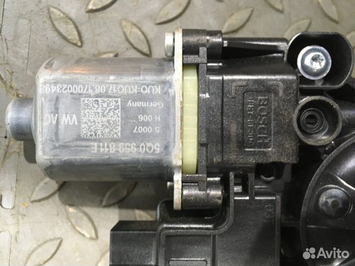 Стеклоподъемник электрический задний левый