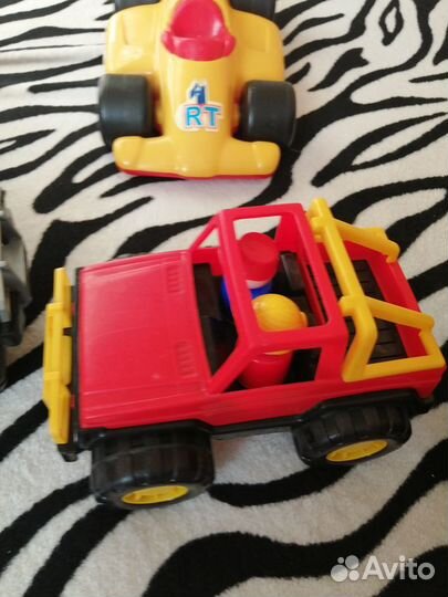 Машинки(цена за всё)