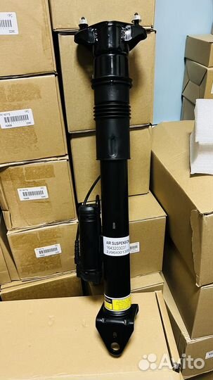 Передняя пневмостойка Land Rover Discovery 3/4 с A