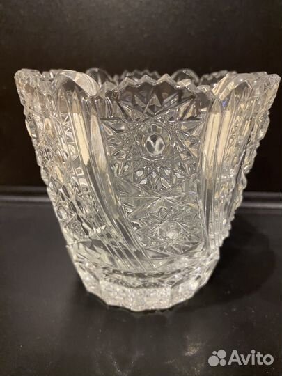 Хрустальные вазы