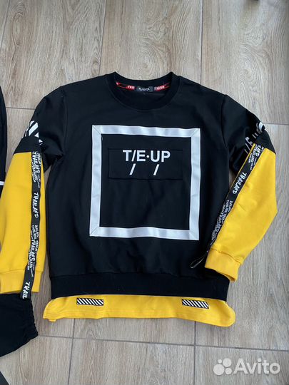 Спортивный костюм мужской