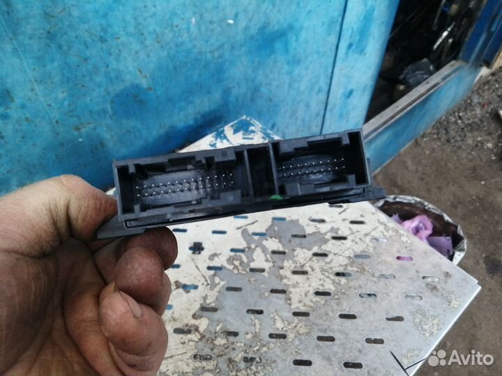 Блок управления парктрониками Jaguar Land Rover