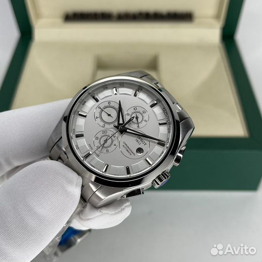 Часы механические Tissot Couturier (белый) LUX