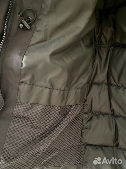 Пуховик женский helly hansen S