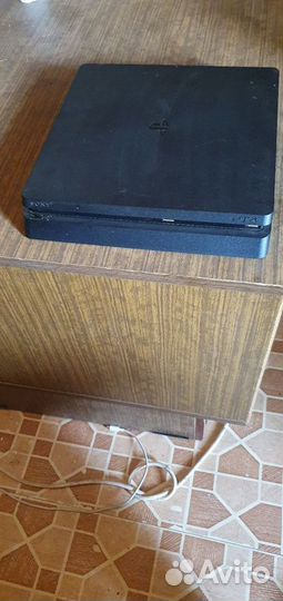 Sony PS4 slim 1tb