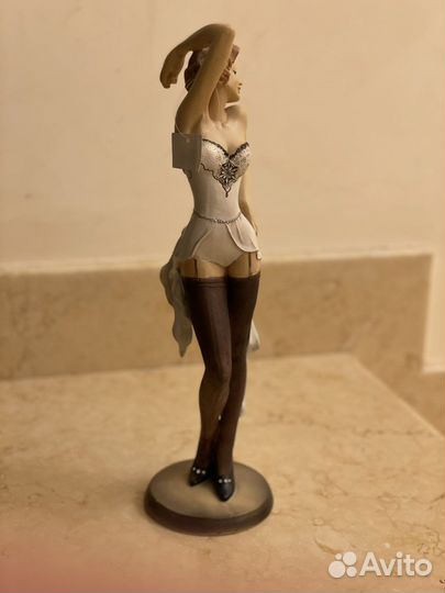 Фарфоровые статуэтки