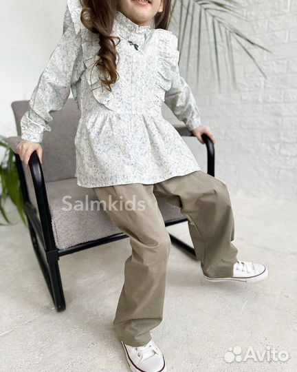 Костюм блузка и брюки для девочки