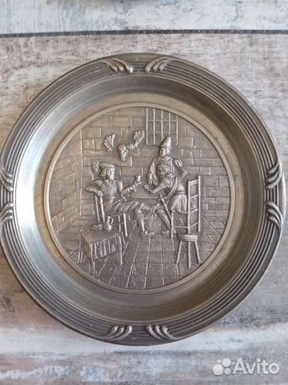 Тарелка декоративная