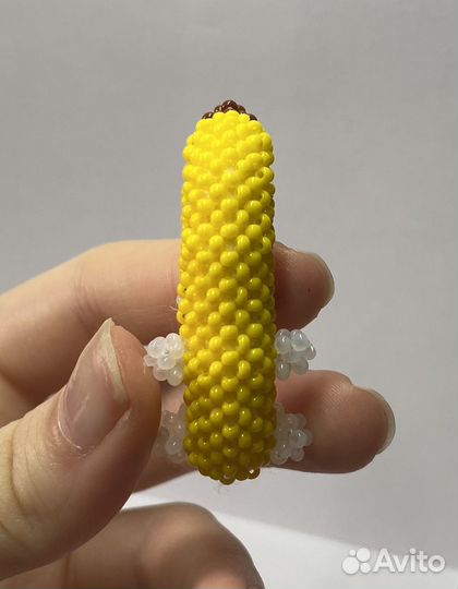 Игрушка амигуруми из бисера