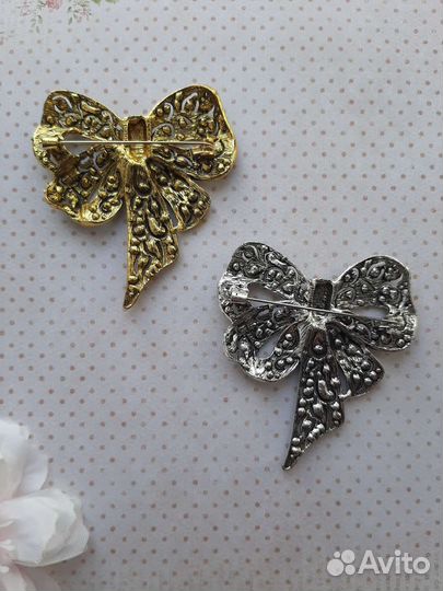 Брошь бант