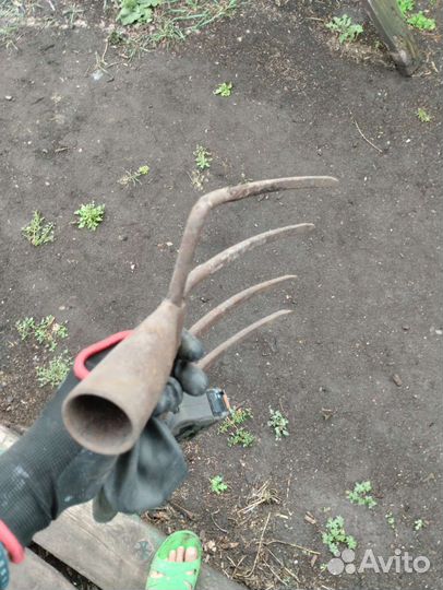 Вилы кованные ссср.Лопаты.Грабли.Садовый инвентарь