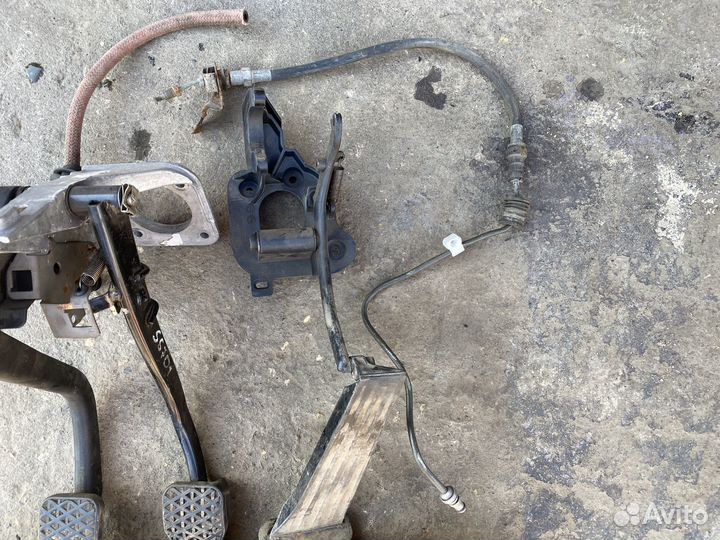 Педальный узел МКПП bmw 3 e46