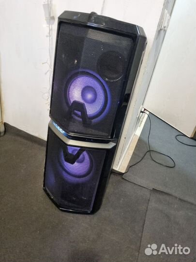 Музыкальная колонка lg 600 wattс блютузом