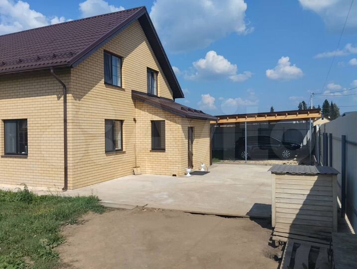 Дом 156 м² на участке 15 сот.