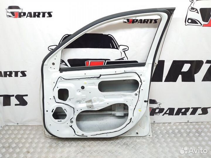 Дверь передняя Mitsubishi Outlander