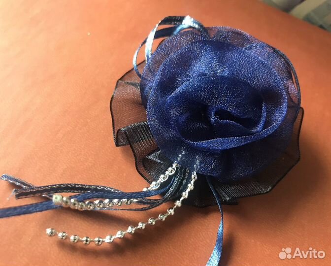 Украшение-брошь