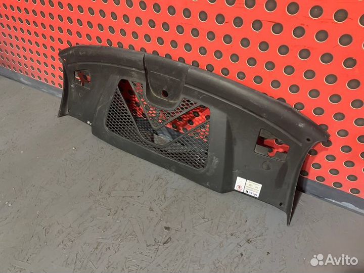 Накладка замка капота Porsche Macan 95B ctma 2017