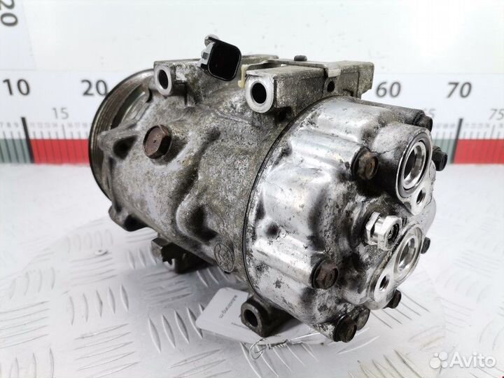 Компрессор кондиционера для Volvo V50 1 36000989