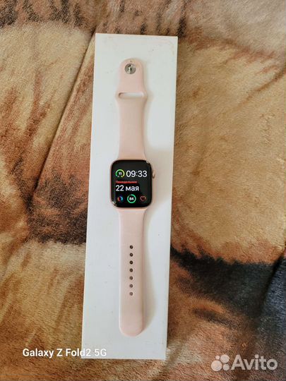 Apple Watch Series 6, 44 мм