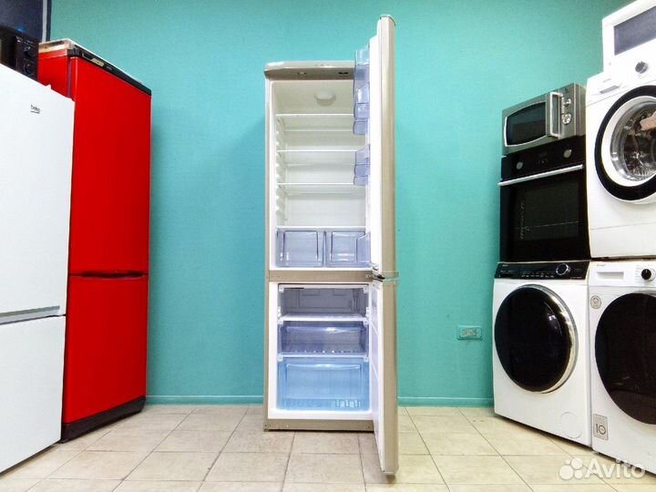 Холодильник б/у Vestel. На гарантии