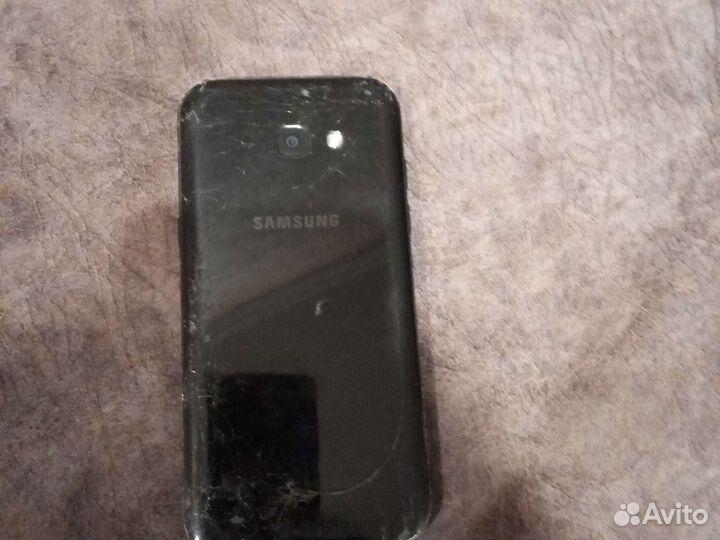 Телефон Samsung galaxy a5 2017