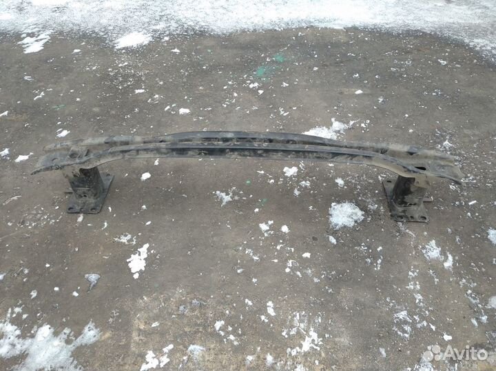 Усилитель бампера заднего Volkswagen Tiguan 2016