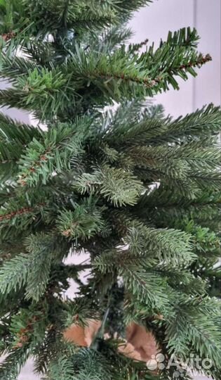 Елка искусственная