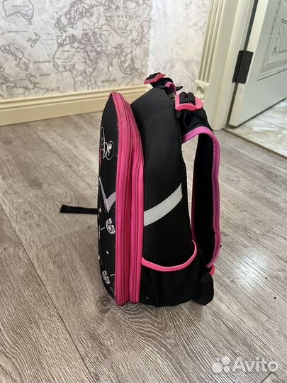 Школьный рюкзак