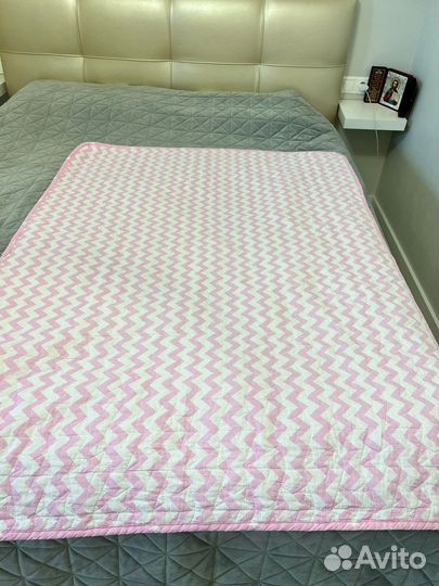 Двустороннее стеганное детское покрывало