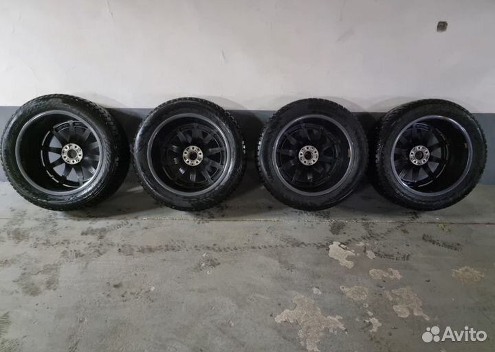 Зимняя резина с дисками 275/50 R21