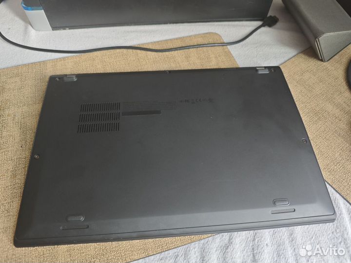 Lenovo thinkpad x1 carbon gen 5