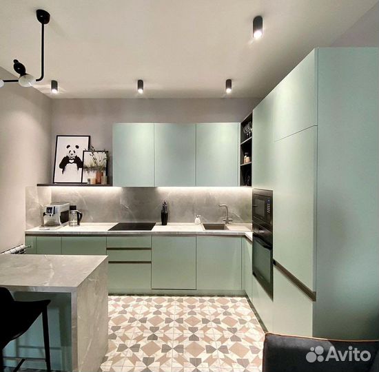 Угловая кухня 