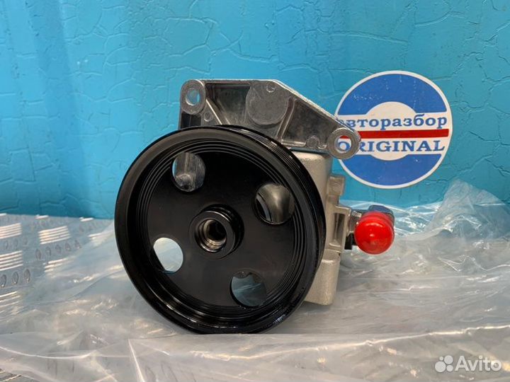 Насос гидроусилителя Мерседес Е250 (новый)