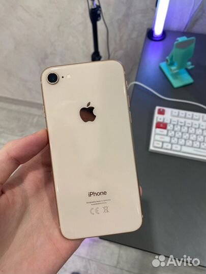 iPhone 8, 64 ГБ