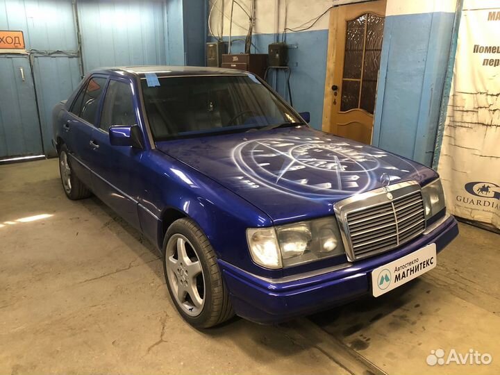 Стекло лобовое Mercedes Benz W124 с гарантией