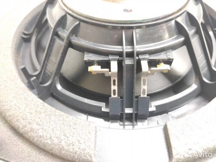 Динамик задний левый Land Rover Discovery 5 L462