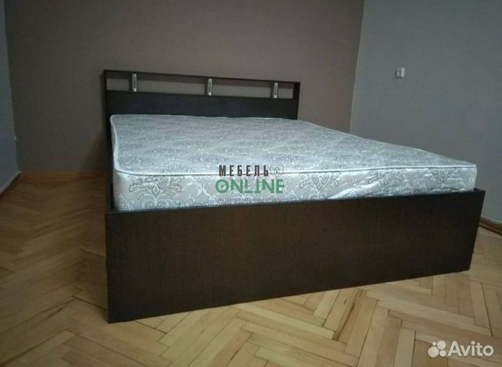 Кровать двуспальная 160х200