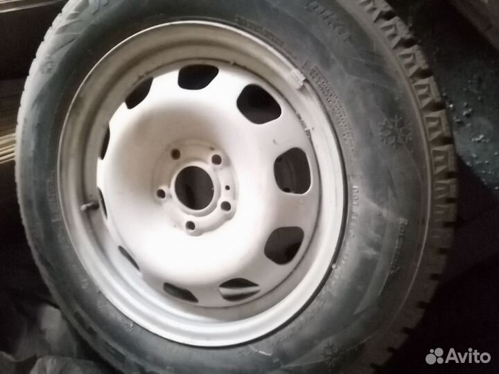 Nexen Classe Premiere 661A 16 R42