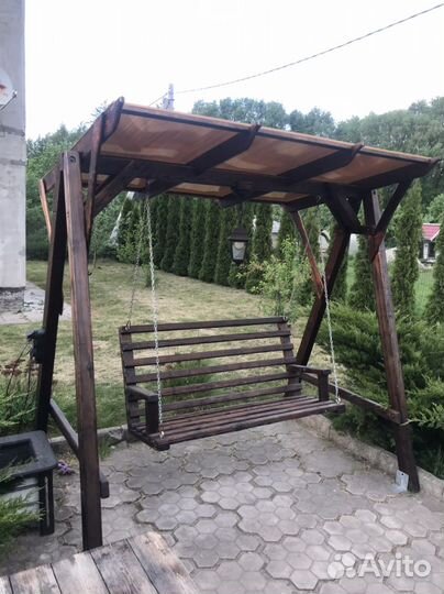Садовые качели из дерева