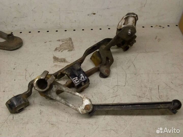 Механизм переключения передач Опель Зафира А