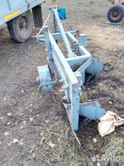 Плуг для трактора