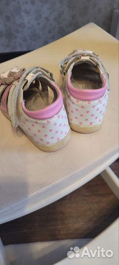 Босоножки для девочки