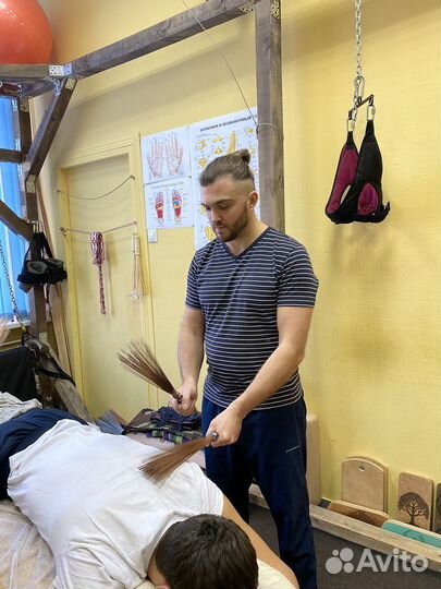 Виброакустический массаж поющими тибетскими чашами