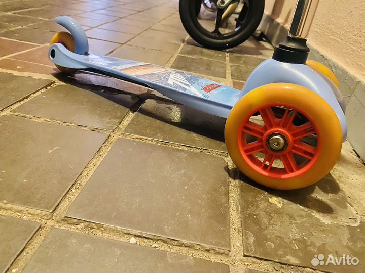 Самокат трехколесный бу