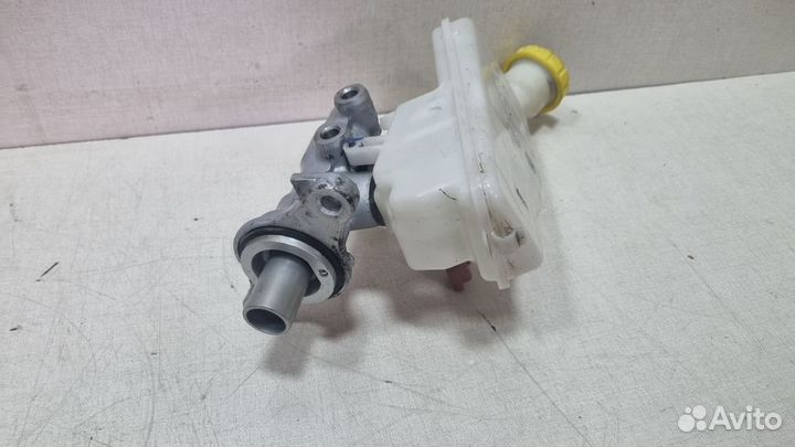 Цилиндр тормозной главный peugeot 301 2013